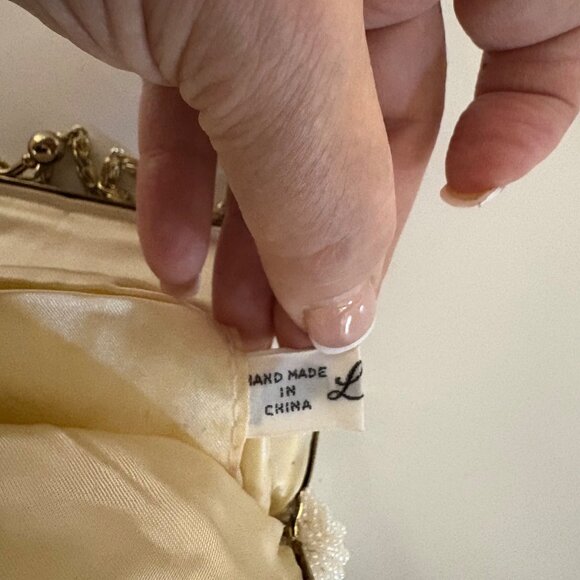 La Regale Hand-Beaded Shell-Shaped Evening Bag Gold Chain Strap Vintage - Picture 3 of 12